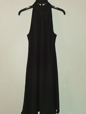 Jones Wear Black Backless Halter Maxi Dress